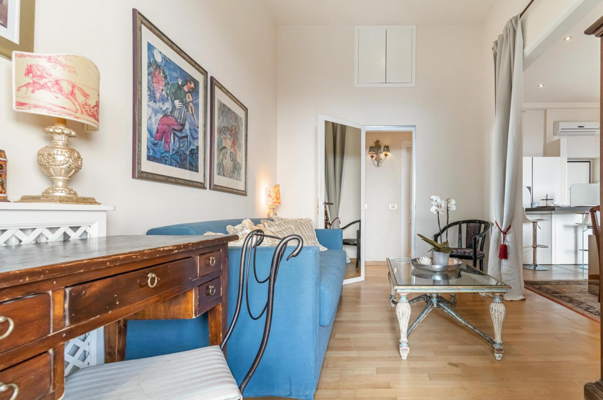 Porta Tufi Luxury Apartment With Private Parking! Siena Bagian luar foto